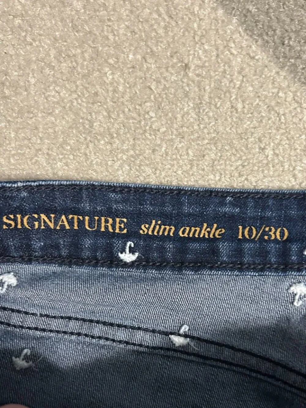 Talbots Signature All Over Umbrella‎ Embroidery Slim Ankle Jeans Women's Size 10